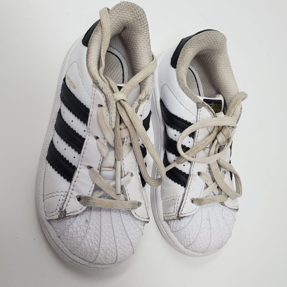 Adidas Little Kids Superstar Casual Sneaker - Picture 3 of 7